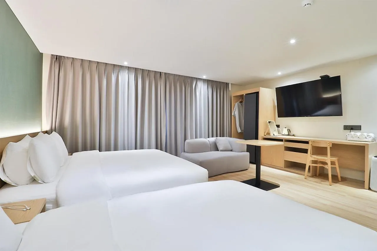Custom Hotel Ульсан