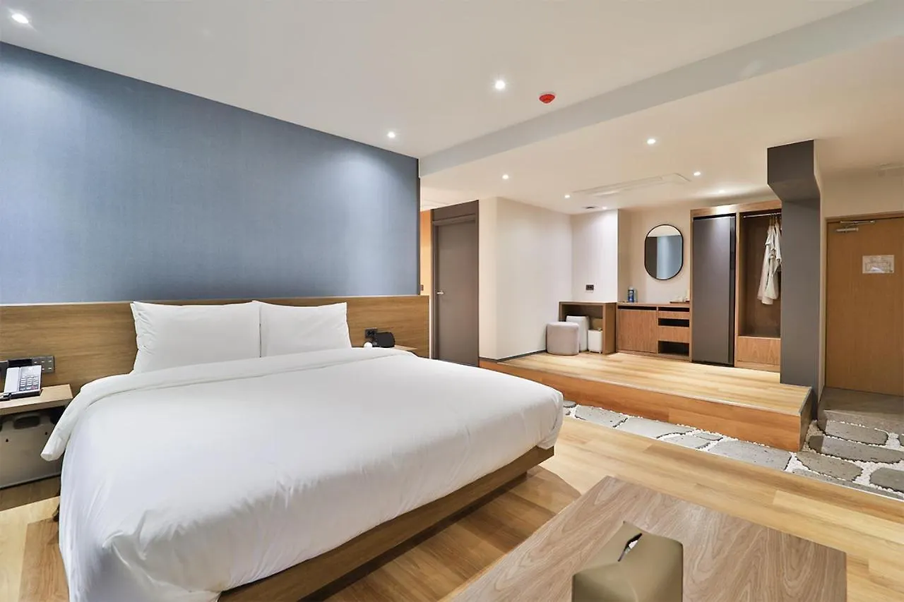 Custom Hotel Ульсан Южная Корея
